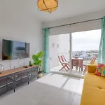 Homeforguest Sunset Senator With Pool And Terrace In Daire Costa Teguise